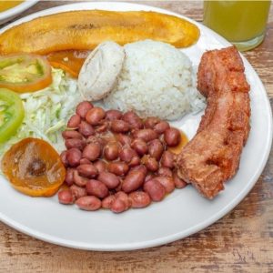 Opción 2. Almuerzo bandeja sin sopa